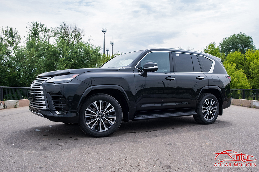 LEXUS LX 600