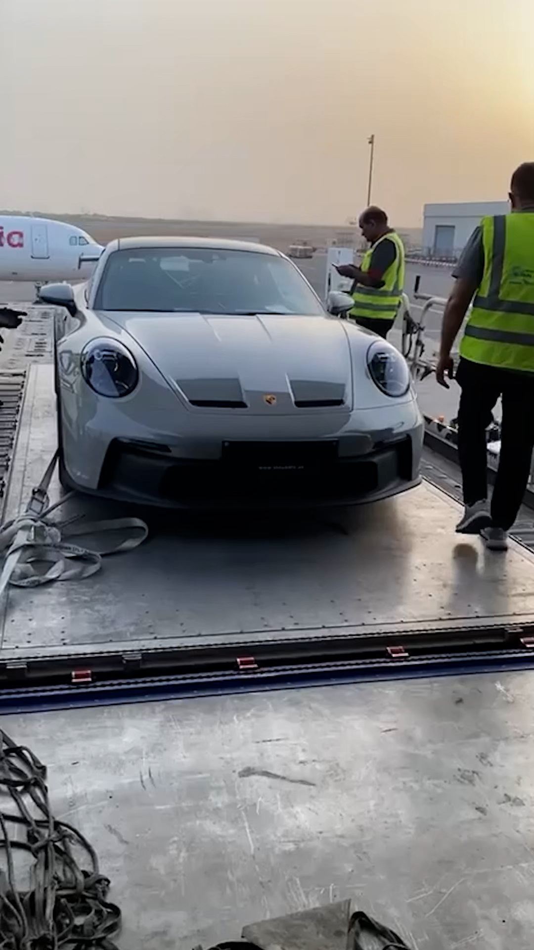 Новый 911 GT3 — венец немецкой инженерии.